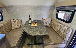 2017 Winnebago Minnie Drop 1710