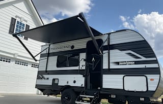 2025 Brand New, Cozy & Lightweight Travel Trailer!