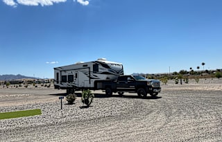Delivery Only - 2023 Genesis 5th Wheel 30IKS