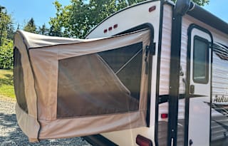 Off-Road Ready 2018 Starcraft Autumn Ridge 15RB