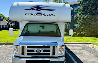 2022 Thor Motor Coach Four Winds 28Z