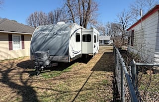 2013 Cruiser Shadow Cruiser S-260BHS