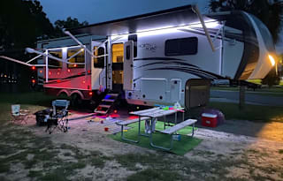 2021 Jayco North Point 373BHOK
