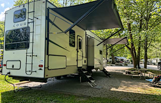 New Luxury 2 Bedroom Camper