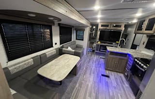 2022 CrossRoads RV Zinger ZR328SB