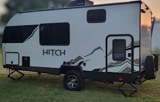 1/2 Ton "HITCHable" Beaches/Mudparks Welcome
