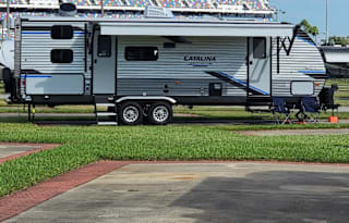 Spectacular and Super Comfortable Travel Trailer