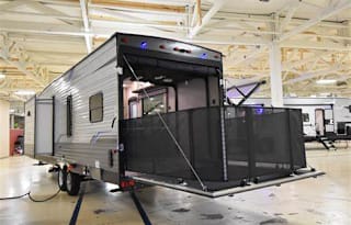 2023 Catalina Trailblazer -  Delivery Available