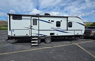 Kid & Pet approved family camper rental!