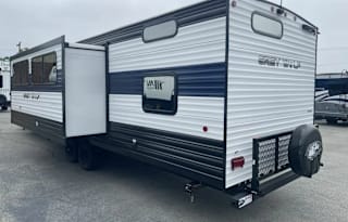 2024 Grey Wolf 29NM VIN (9917)