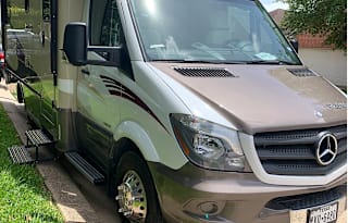 2016 Itasca Navion 24G