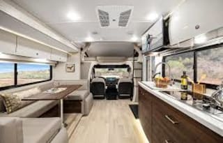 2020 Winnebago view 24J