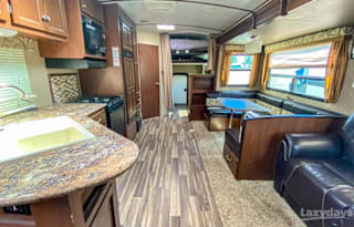 2015 Dutchmen RV Denali Lite 2611BH