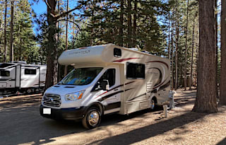 2020 Coachmen - Great on Gas V6 - Easy to drive