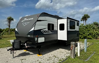 2019 CrossRoads RV Zinger ZR258BH