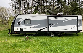2017 Forest River RV Vibe 288RLS