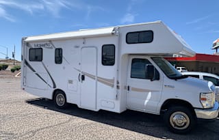 2013 Thor Motor Coach Four Winds 23A Ultimate