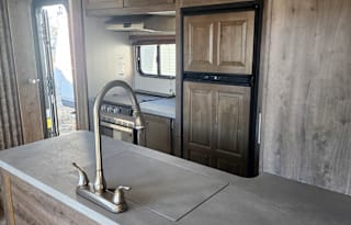 2019 Forest River vengeance 32V