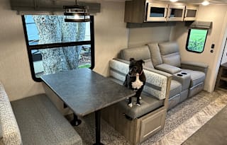 2023 Limited Edition Puma Palomino 31RLQS Camper