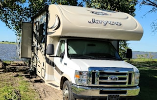 2015 Jayco Greyhawk 31FS -