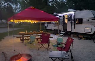 Family Jayco RV sleeps 10