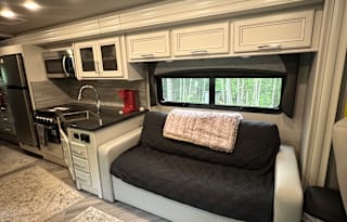 Scenic RV Retreat with Horses in Overton, PA