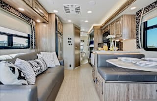 Spacious Jayco Greyhawk 31F Sleeps 10! Bunk Model