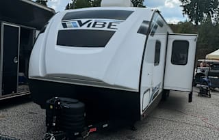 2022 Forest River Vibe 26BH