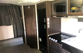 You'll ❤️ this camper! You'll be hooked!