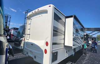 2023 Entegra Coach Vision XL 36A