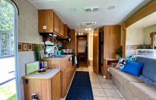 Cook's Cozy Camper