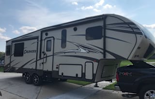 2017 Prime Time RV Crusader 294RLT