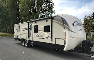 2018 Cougar 33mls