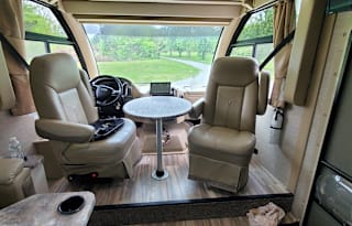 2021 Thor Motor Coach Vegas 24.1