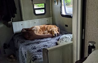 Spacious Camper w/Bunks, Pet Friendly