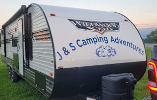 #1-22 Forest River Wildwood full stock/outdr kitch