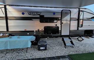 Glamping with Bunkhouse!