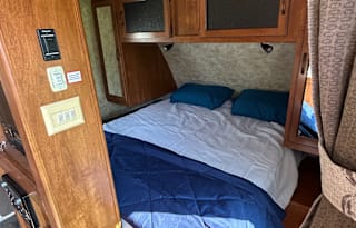 2012 Keystone RV Premier Ultra Lite 27RBPR