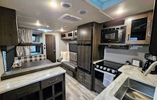 The Cozy KC - 2022 Grand Design Transcend 247BH