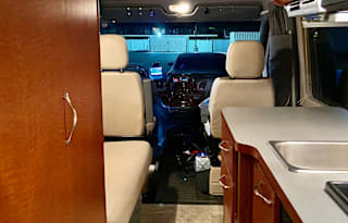 Mercedes Sprinter Van Easy Ride & Comfort
