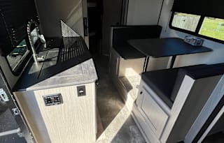 Family Friendly, Kid approved! 2023 Coachman Apex