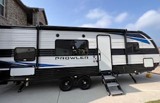 2022 Camp Ready Bunkhouse Sleeps 6-8