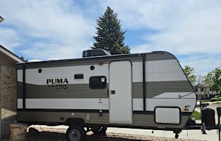Cozy Puma Travel Trailer