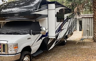 2019 Fleetwood RV Jamboree 30f