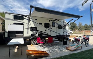 2018 Dutchmen RV Kodiak Ultimate 240BHSL