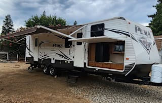 Family Fun Getaway 2014 Palomino Puma 30-FBSS