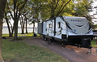 Family friendly with HUGE Bunkroom!!