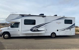 2021 NeXus RV Triumph 32T