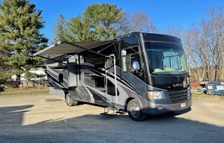 2018 Coachmen RV Mirada 35BH