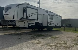 2021 Forest River Saber Cobalt 36BHQ